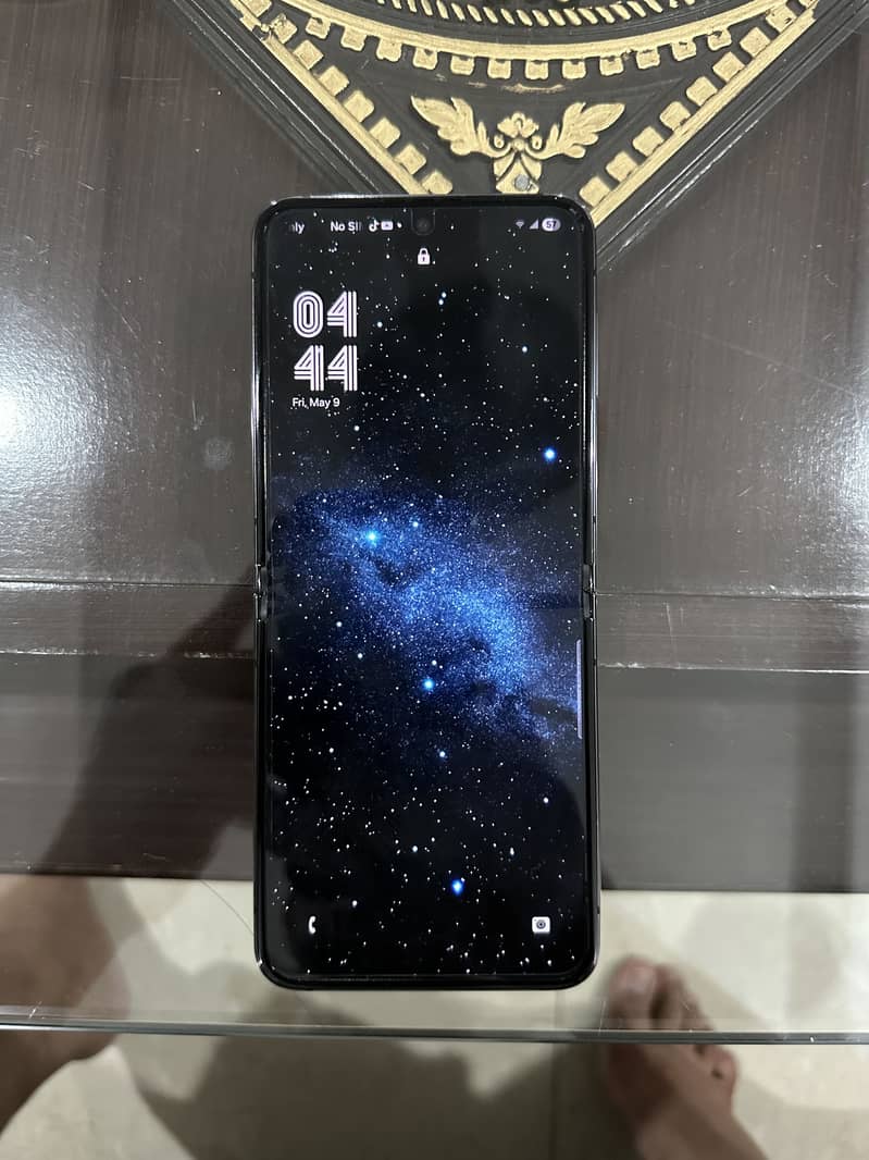 Flip 5 non pta 10/10 condition 1 month use 1