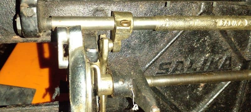 salika sweing machine 0