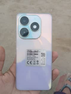 Tecno spark 20 8.256gb
