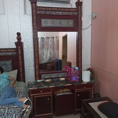 Dressing table