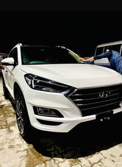 Hyundai Tucson 2024 fwd num 03236300281 low mileage 6100