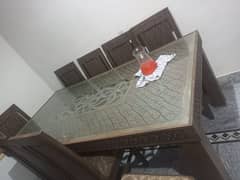 Urgent sale dinning table.
