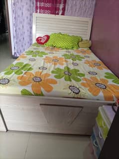 Single Bed with Mattress and Dressing table (Full Set)