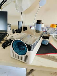Magcubic HY450 4K native 1080p 900ANSI brand new