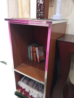 Beautiful, Strong and stylish wooden bookshelf.