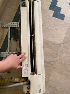 mitsubishi 1 tone ac 03097754596 working condition no fault total k