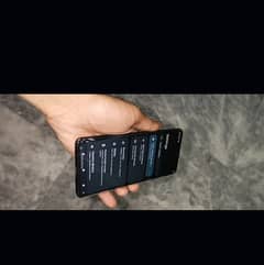 Motorola edge 40 8/256 in display dot with box