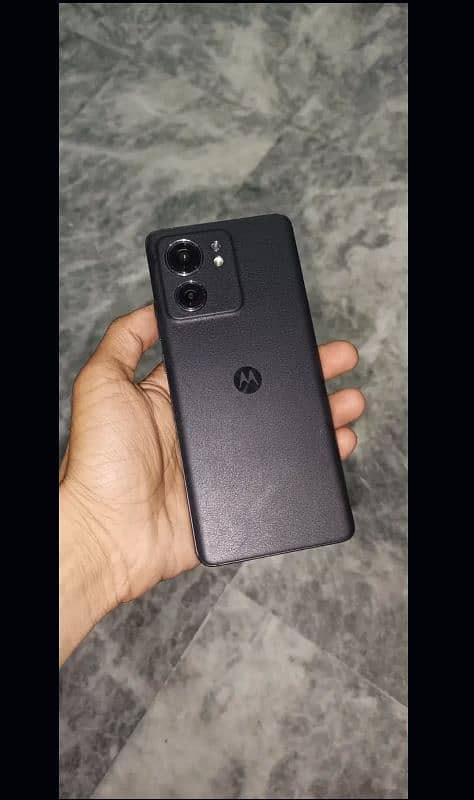 Motorola edge 40 8/256 in display dot with box 1