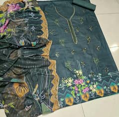 3 PCs /Women's Unstitched /Lawn Embroidered suit