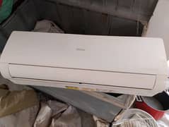 1 ton haier AC DC invertor