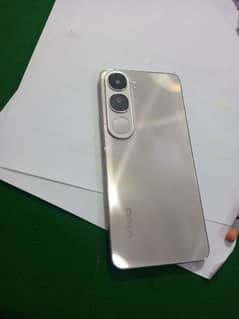 Vivo y200