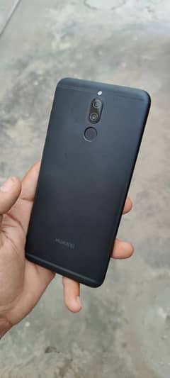 Mate 10 lite 4/64 gb