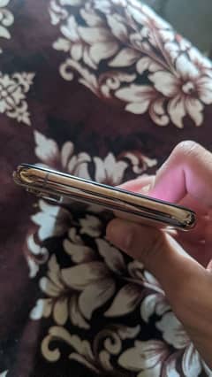 I phone xs