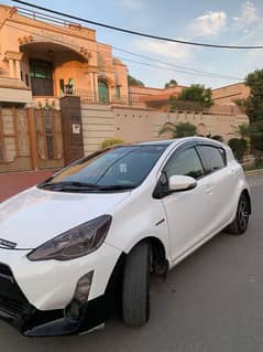 Toyota Aqua 12-16