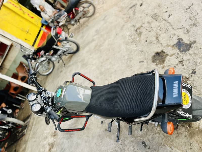 Yamaha YBR G 125cc 2024 1