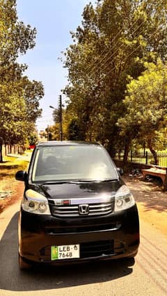 Honda Life 2011