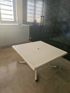 Lawn Table