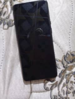 OnePlus 9 pro , only one line on screen