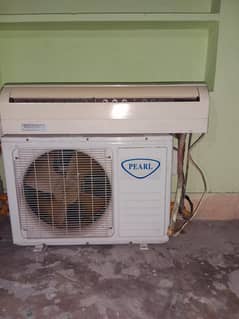 Perl AC for Sale in very good condition 1.5 Ton