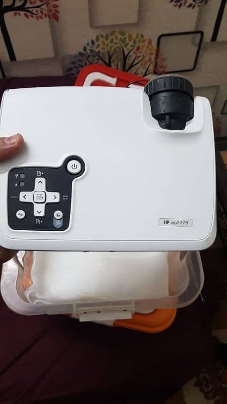 projector screen android box available 16