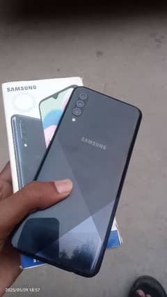 Samsung Galaxy A30s  4gb ram 128gb storage Urgent sale