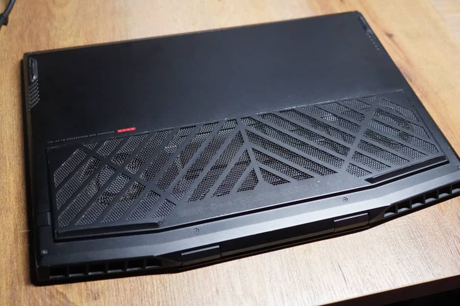 HP OMEN 15-DH1 15.6 INCH-CORE I7-10TH (GTX 1660ti) 10