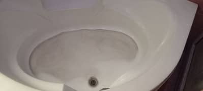Bath tub for sale
