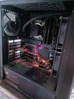 Intel Core i7 Gaming PC  32GB RAM, Liquid Cooler, SSD – No Gaming Card