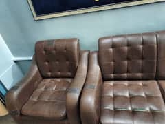 4 seater Sofa Set. 2,1,1. . 42000 new ki pricw he is ki. .