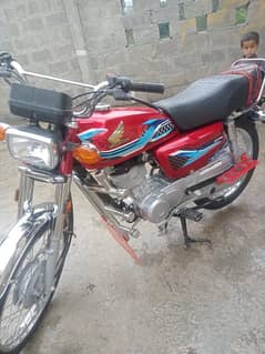 i am selling honda CG 125