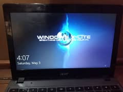 Acer 2gb/128gb Chromebook c720 window 10pro