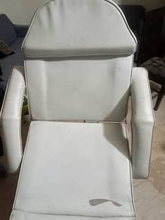 Facial Bed