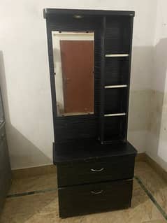 dressing table
