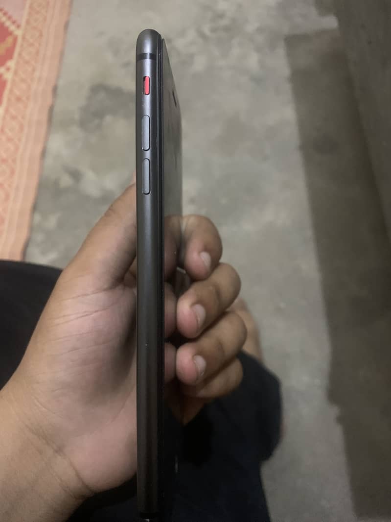 i phone 8 plus 256 gb pta approved 3