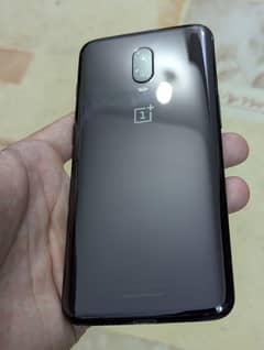 OnePlus 6T 8/128 (Like New Condition)