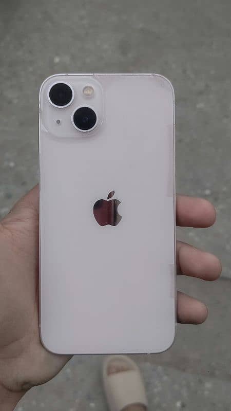 iphone 13 in 10/10 condition 1