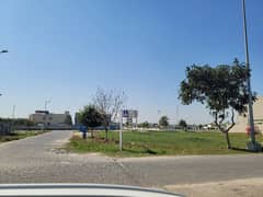 Near Carrefour 707 T 100ft road and 626 T Both Excellent Location Deal Direct Owner