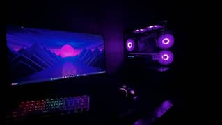 ONLY SELLING THE PC