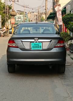 Honda city 2004 good condition family use car