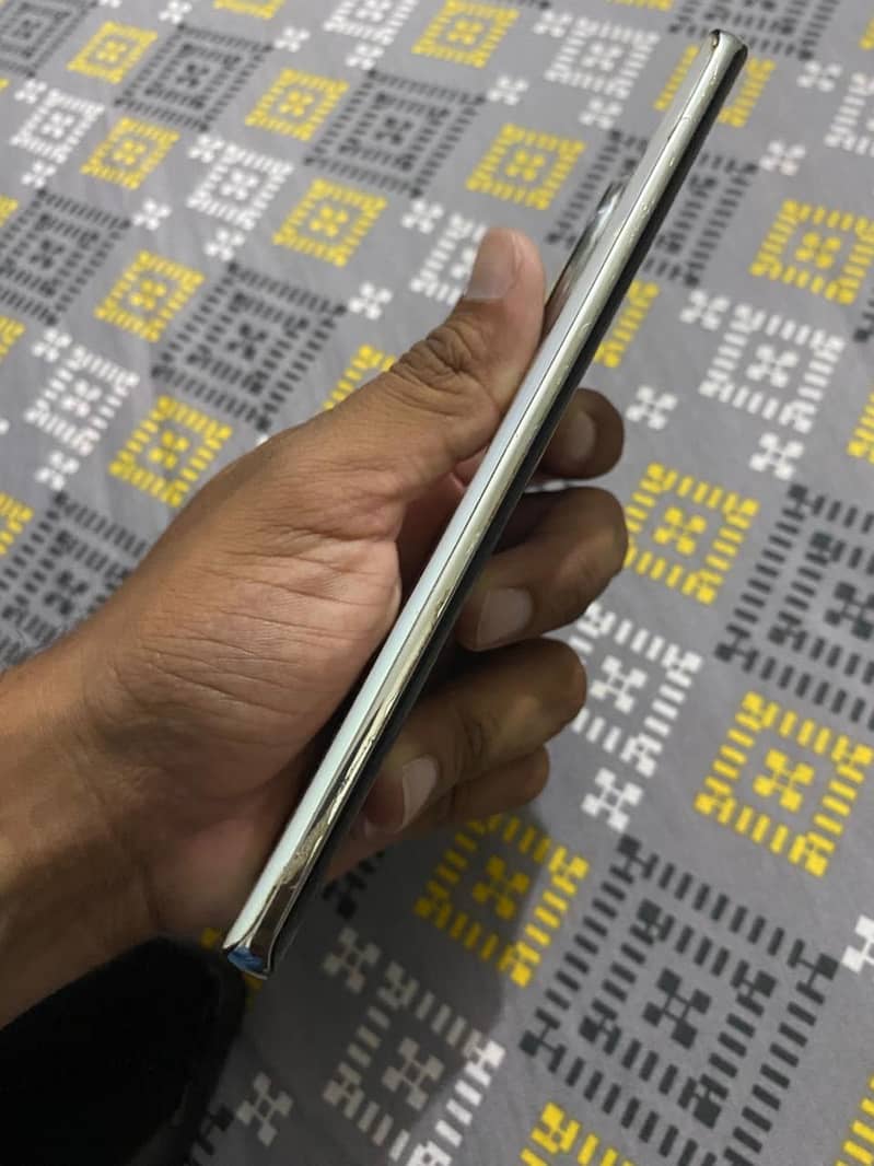 Techno spark 20 plus edge 3