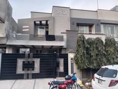 5 Beds Used 10 Marla House for Sale Imperial Garden Block Paragon City Barki road Lahore.