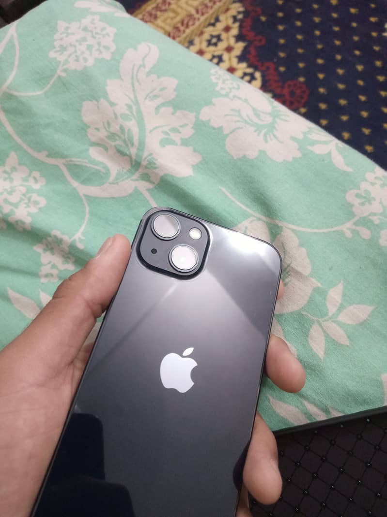 iPhone 13 5