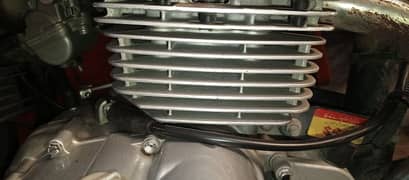 Suzuki 150 cc      10/10 condition just like 0 metre