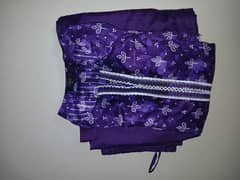 Selling saya 3 piece stiched suit new design Slight defect