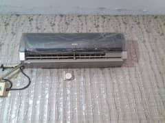 Gree dc inverter 1.5ton 0325=7418209