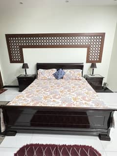 king Bed with Two side tables