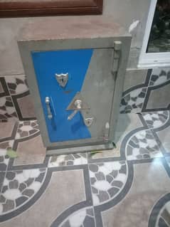 Locker