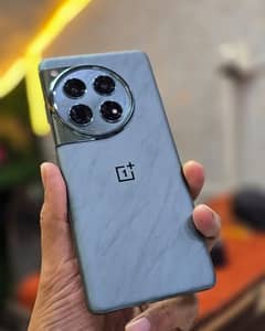 OnePlus 12pro 16/512 GB 03220889193 my what'sap number