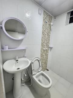 Short time apartments available for rent couple allowed
