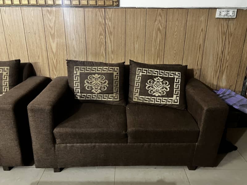 Sofa set 3, 2 and 1 seater 10/10 condition 2